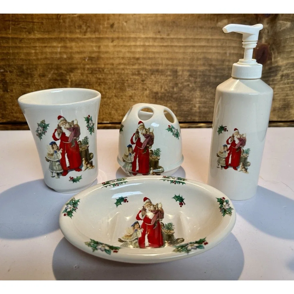 Vintage 4 Piece Crowne Oakes Designs Ceramic Bathroom Set England Santa Holly